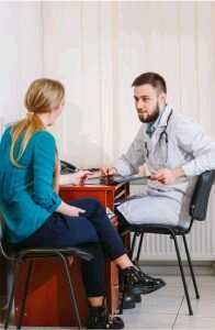 doctor-talking-to-patient